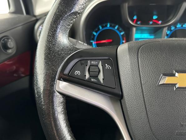 Chevrolet Orlando I с пробегом 2013 года, цена 1 099 000 рублей, 143564 км, компактвэн, Автокод Объявления