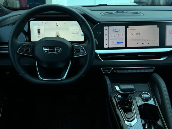 Geely Monjaro I с пробегом 2024 года, цена 3 500 000 рублей, 31000 км, внедорожник, Автокод Объявления