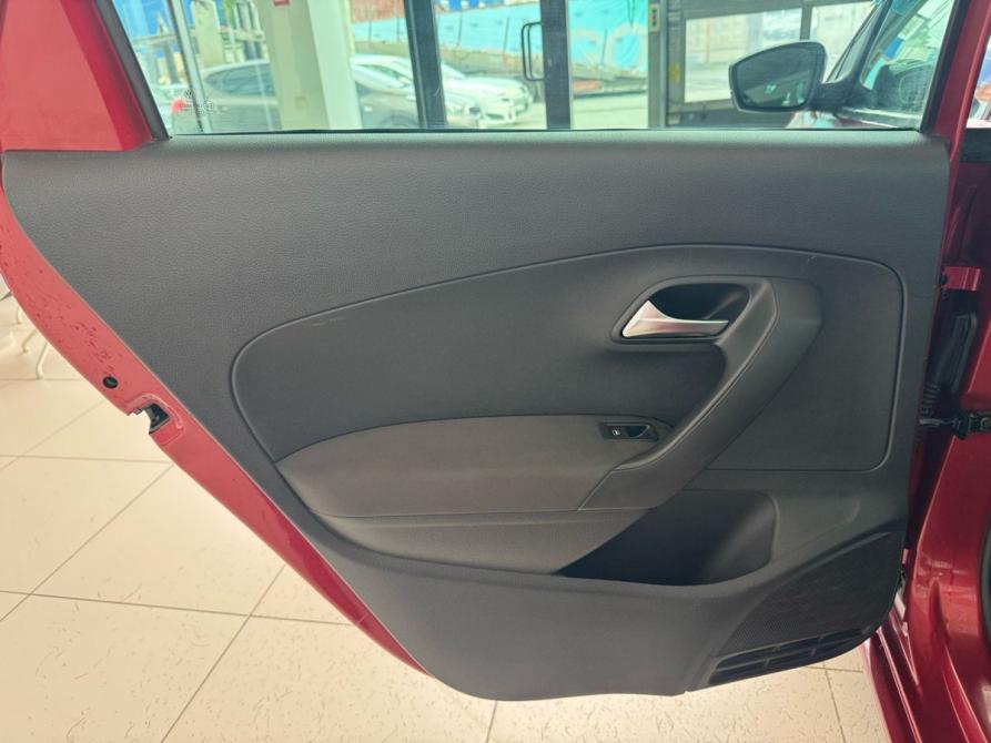 Volkswagen Polo V Екатеринбург  - изображение 8