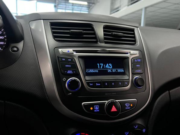 Hyundai Solaris I Рестайлинг с пробегом 2016 года, цена 930 000 рублей, 130930 км, седан, Автокод Объявления