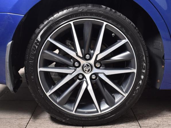 Toyota Camry VIII (XV70) Рестайлинг с пробегом 2021 года, цена 2 799 995 рублей, 100281 км, седан, Автокод Объявления