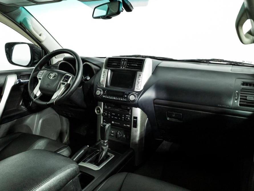 Toyota Land Cruiser Prado 150 Series Санкт-Петербург  - изображение 9