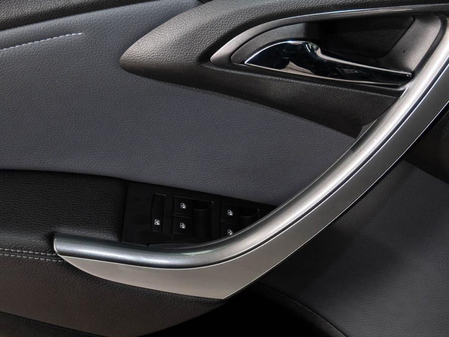 Opel Astra J Рестайлинг Казань  - изображение 17