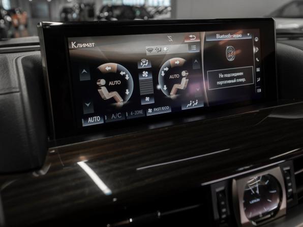 Lexus LX III Рестайлинг 2 с пробегом 2018 года, цена 9 100 000 рублей, 104122 км, внедорожник, Автокод Объявления