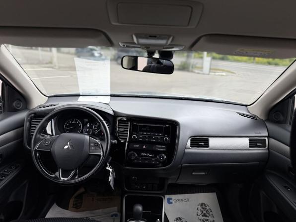 Mitsubishi Outlander III Рестайлинг 2 с пробегом 2017 года, цена 1 639 000 рублей, 117850 км, внедорожник, Автокод Объявления