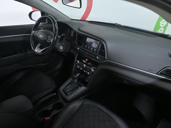 Hyundai Elantra VI (AD) Рестайлинг с пробегом 2020 года, цена 1 530 000 рублей, 146000 км, седан, Автокод Объявления