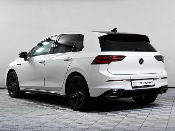 Volkswagen Golf VIII с пробегом 2021 года, цена 2 815 000 рублей, 53100 км, хэтчбек, Автокод Объявления