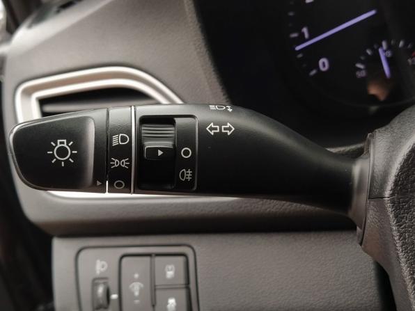 Hyundai Solaris II с пробегом 2019 года, цена 1 299 000 рублей, 147000 км, седан, Автокод Объявления