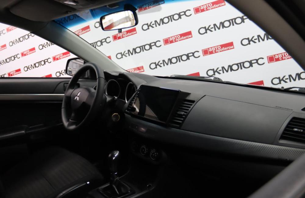 Mitsubishi Lancer X Рестайлинг Сургут  - изображение 9