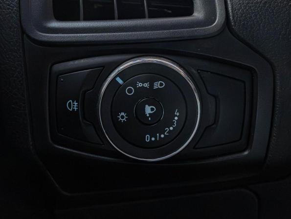 Ford Focus III с пробегом 2015 года, цена 998 000 рублей, 155512 км, хэтчбек, Автокод Объявления