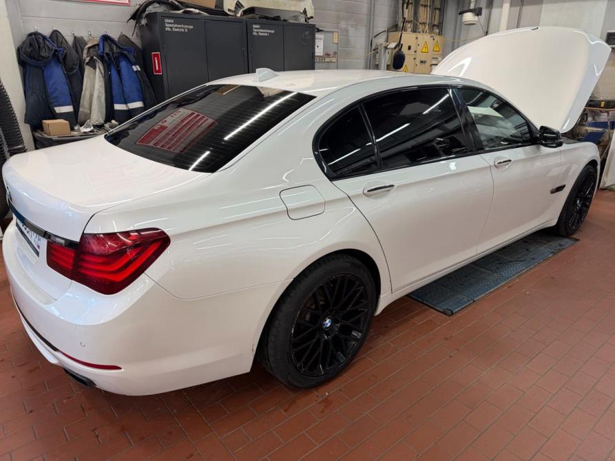 BMW 7 серии V (F01/F02/F04) Рестайлинг Москва  - изображение 5
