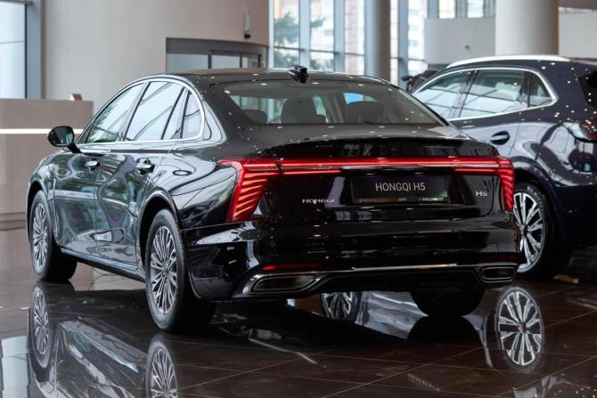 Новый Hongqi H5 II 2025 года, цена 4 380 000 рублей, седан, Автокод Объявления