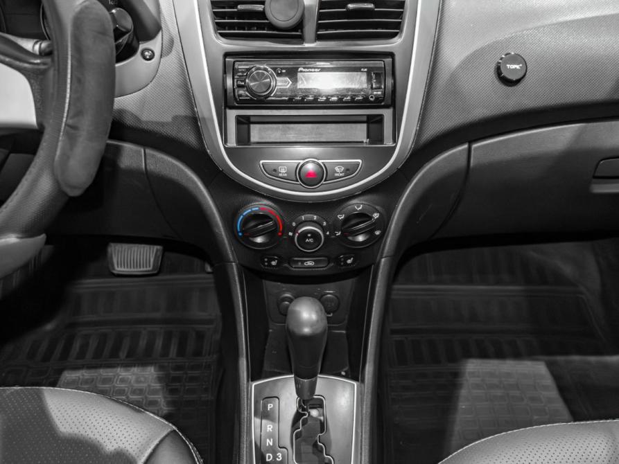 Hyundai Solaris I Екатеринбург  - изображение 17