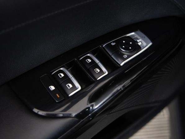 Kia K5 III с пробегом 2021 года, цена 2 199 000 рублей, 139901 км, седан, Автокод Объявления