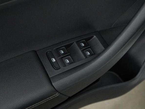 Skoda Rapid II с пробегом 2020 года, цена 1 599 000 рублей, 136221 км, лифтбек, Автокод Объявления