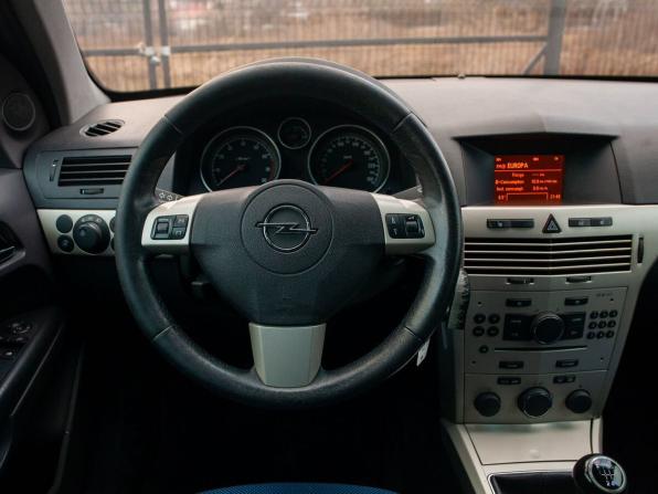 Opel Astra H Рестайлинг с пробегом 2009 года, цена 470 000 рублей, 206572 км, хэтчбек, Автокод Объявления