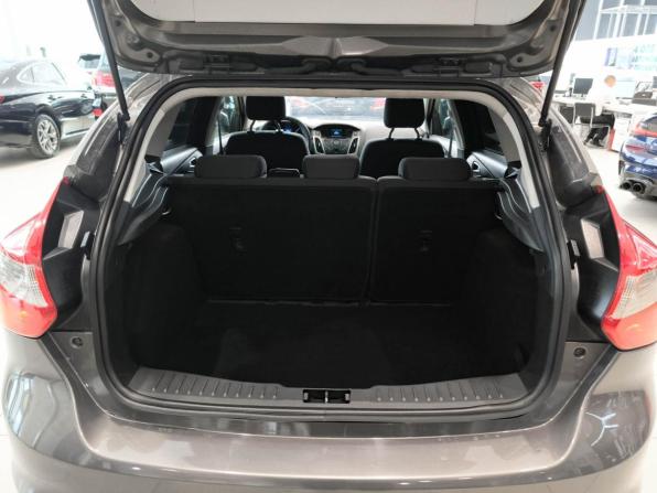 Ford Focus III Рестайлинг с пробегом 2015 года, цена 899 000 рублей, 252000 км, хэтчбек, Автокод Объявления