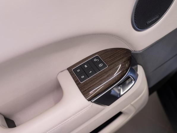 Land Rover Range Rover Sport II с пробегом 2017 года, цена 4 700 000 рублей, 114597 км, внедорожник, Автокод Объявления