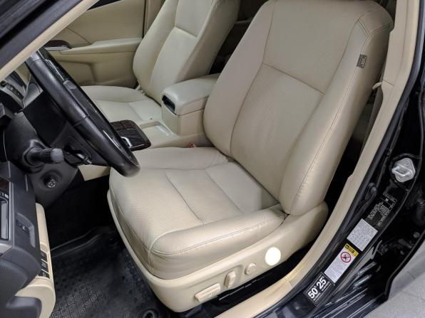 Toyota Camry VII (XV50) Рестайлинг 2 с пробегом 2017 года, цена 2 320 000 рублей, 187567 км, седан, Автокод Объявления