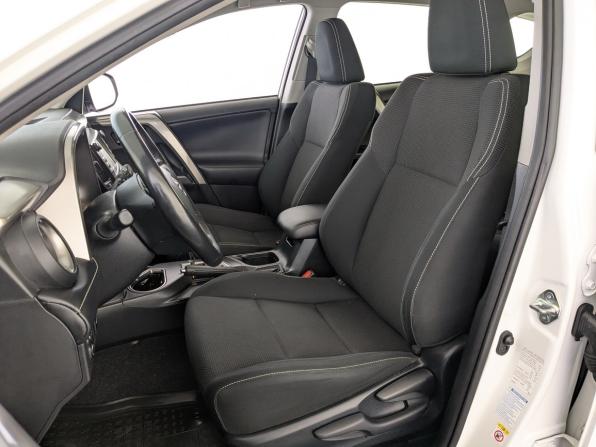 Toyota RAV4 IV (XA40) Рестайлинг с пробегом 2019 года, цена 2 690 000 рублей, 73728 км, внедорожник, Автокод Объявления