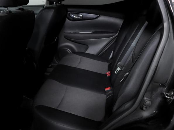 Nissan Qashqai II с пробегом 2018 года, цена 1 549 000 рублей, 108567 км, внедорожник, Автокод Объявления