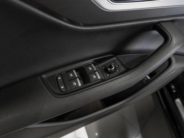 Audi Q7 II (4M) с пробегом 2015 года, цена 3 090 000 рублей, 220013 км, внедорожник, Автокод Объявления
