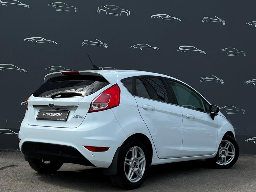 Ford Fiesta Mk6 Рестайлинг Санкт-Петербург  - изображение 2