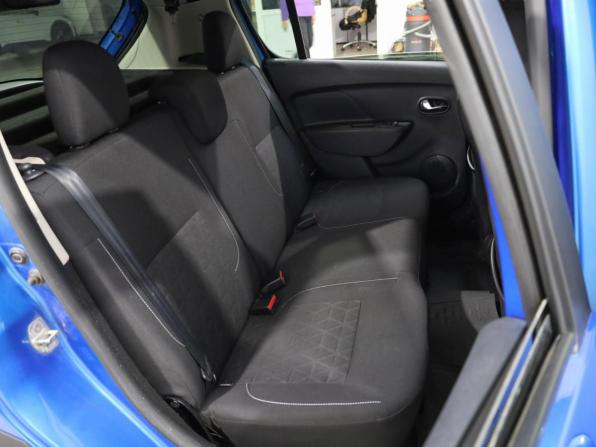 Renault Sandero II с пробегом 2015 года, цена 914 000 рублей, 69727 км, хэтчбек, Автокод Объявления