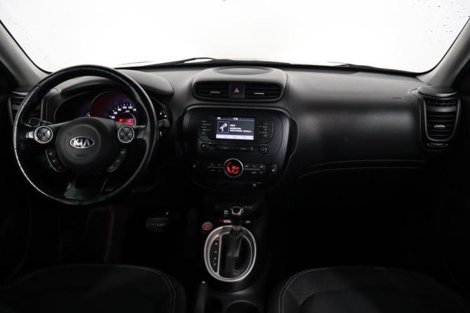 Kia Soul II Рестайлинг с пробегом 2018 года, цена 1 359 000 рублей, 132000 км, хэтчбек, Автокод Объявления