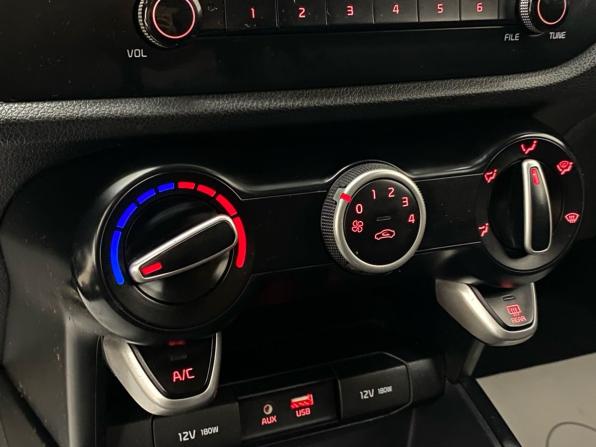 Kia Rio IV с пробегом 2018 года, цена 1 130 000 рублей, 185545 км, седан, Автокод Объявления