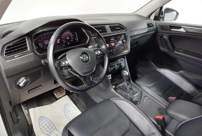 Volkswagen Tiguan II с пробегом 2020 года, цена 3 712 000 рублей, 83509 км, внедорожник, Автокод Объявления