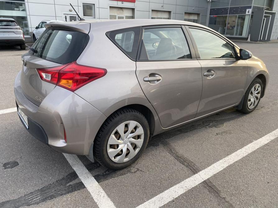 Toyota Auris II Санкт-Петербург  - изображение 3