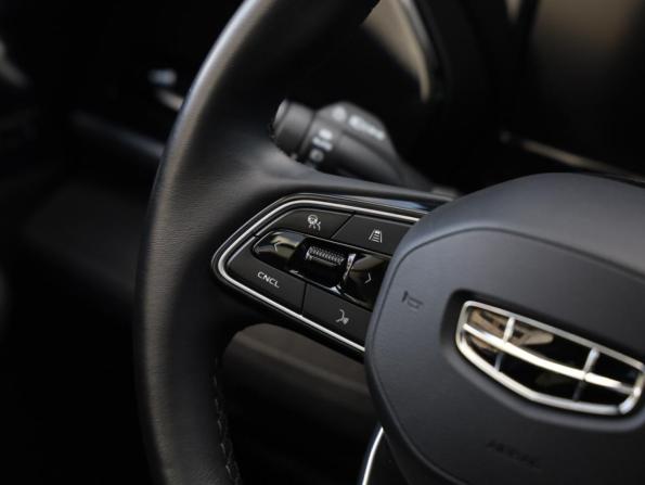 Geely Monjaro I с пробегом 2024 года, цена 3 470 000 рублей, 37178 км, внедорожник, Автокод Объявления
