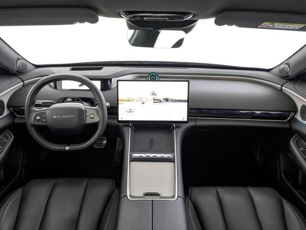 Exeed Exlantix ES с пробегом 2025 года, цена 4 500 000 рублей, 21482 км, седан, Автокод Объявления