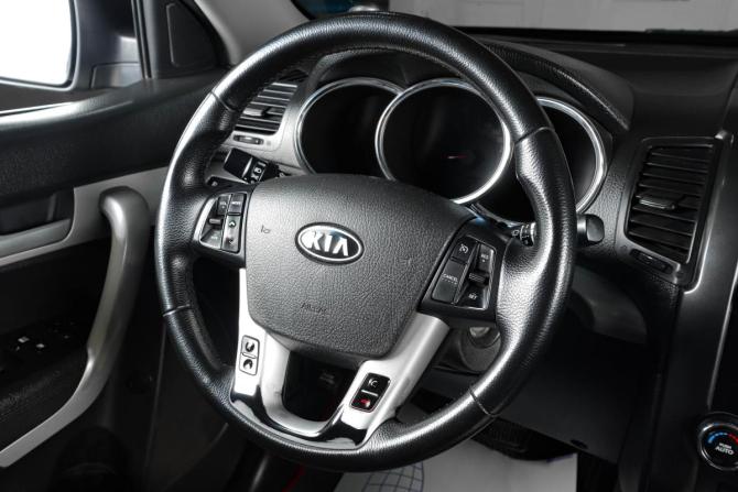 Kia Sorento II с пробегом 2011 года, цена 1 359 000 рублей, 259660 км, внедорожник, Автокод Объявления