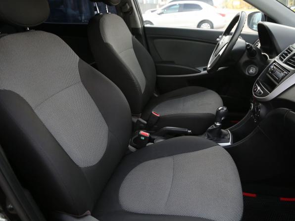 Hyundai Solaris I с пробегом 2012 года, цена 585 000 рублей, 197000 км, седан, Автокод Объявления