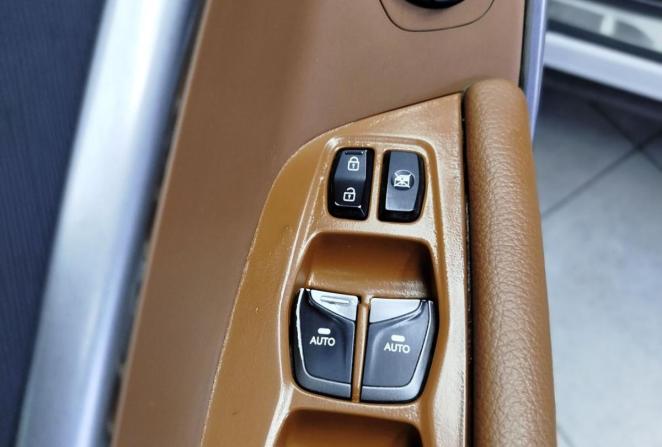 Hyundai Santa Fe III Рестайлинг с пробегом 2017 года, цена 2 168 000 рублей, 237706 км, внедорожник, Автокод Объявления