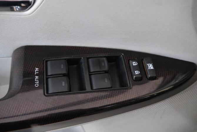 Toyota Venza I с пробегом 2010 года, цена 1 689 000 рублей, 140000 км, внедорожник, Автокод Объявления