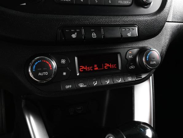 Kia Ceed II Рестайлинг с пробегом 2017 года, цена 1 485 000 рублей, 87576 км, хэтчбек, Автокод Объявления