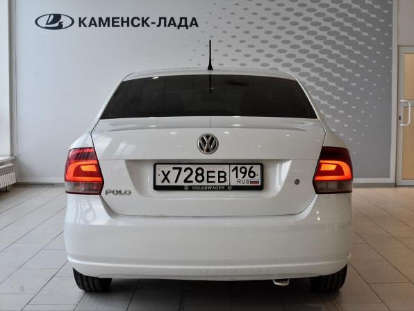 Volkswagen Polo V Рестайлинг с пробегом 2015 года, цена 705 000 рублей, 182000 км, седан, Автокод Объявления