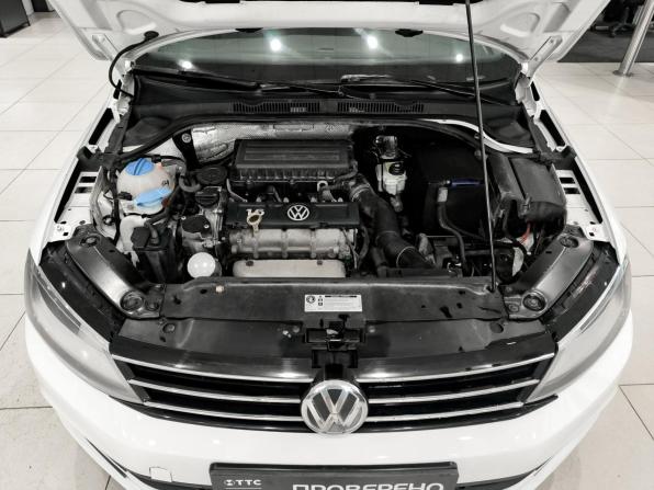 Volkswagen Jetta VI с пробегом 2015 года, цена 850 000 рублей, 239272 км, седан, Автокод Объявления