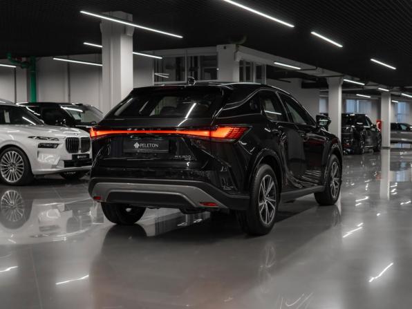 Lexus RX V с пробегом 2026 года, цена 7 950 000 рублей, 68 км, внедорожник, Автокод Объявления
