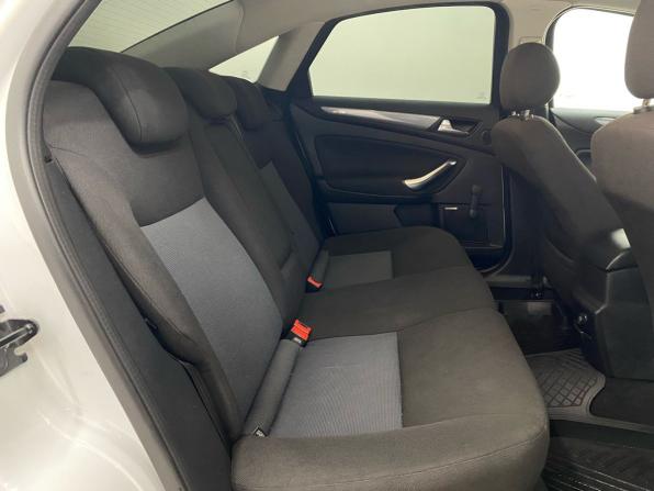 Ford Mondeo IV Рестайлинг с пробегом 2011 года, цена 925 000 рублей, 98000 км, седан, Автокод Объявления