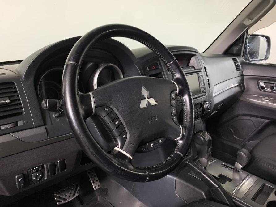 Mitsubishi Pajero IV Рестайлинг 1 Москва  - изображение 11