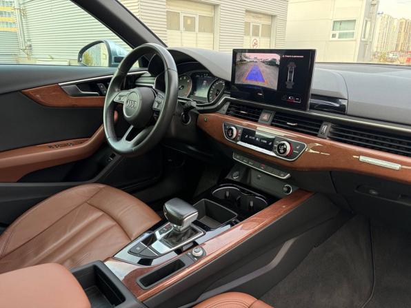 Audi A4 V (B9) Рестайлинг с пробегом 2021 года, цена 3 200 000 рублей, 48826 км, седан, Автокод Объявления