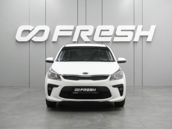 Kia Rio IV с пробегом 2018 года, цена 1 349 000 рублей, 154373 км, седан, Автокод Объявления