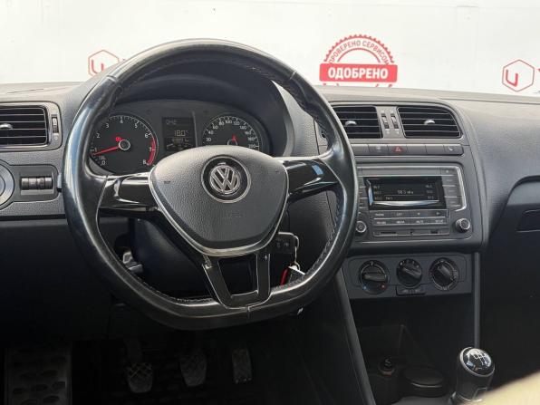 Volkswagen Polo V Рестайлинг с пробегом 2017 года, цена 879 000 рублей, 169891 км, седан, Автокод Объявления