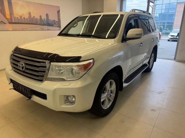Toyota Land Cruiser 200 Series Рестайлинг 1 с пробегом 2015 года, цена 4 400 000 рублей, 172435 км, внедорожник, Автокод Объявления