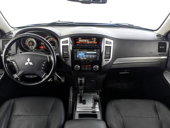 Mitsubishi Pajero IV Рестайлинг 2 с пробегом 2015 года, цена 2 585 000 рублей, 114877 км, внедорожник, Автокод Объявления