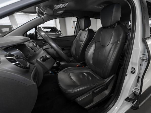 Renault Kaptur I с пробегом 2017 года, цена 1 580 000 рублей, 109476 км, внедорожник, Автокод Объявления
